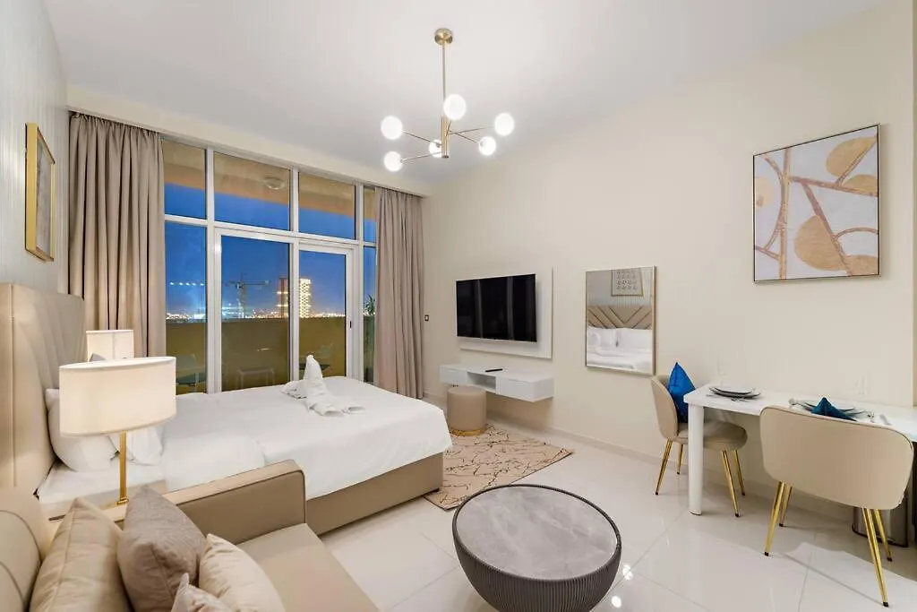 First Class Studio Luxury Getaway Dubai Apartment