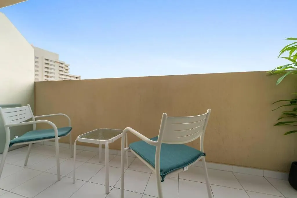 First Class Studio Luxury Getaway Dubai Apartment