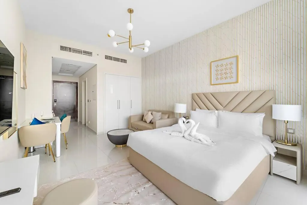 First Class Studio Luxury Getaway Dubai