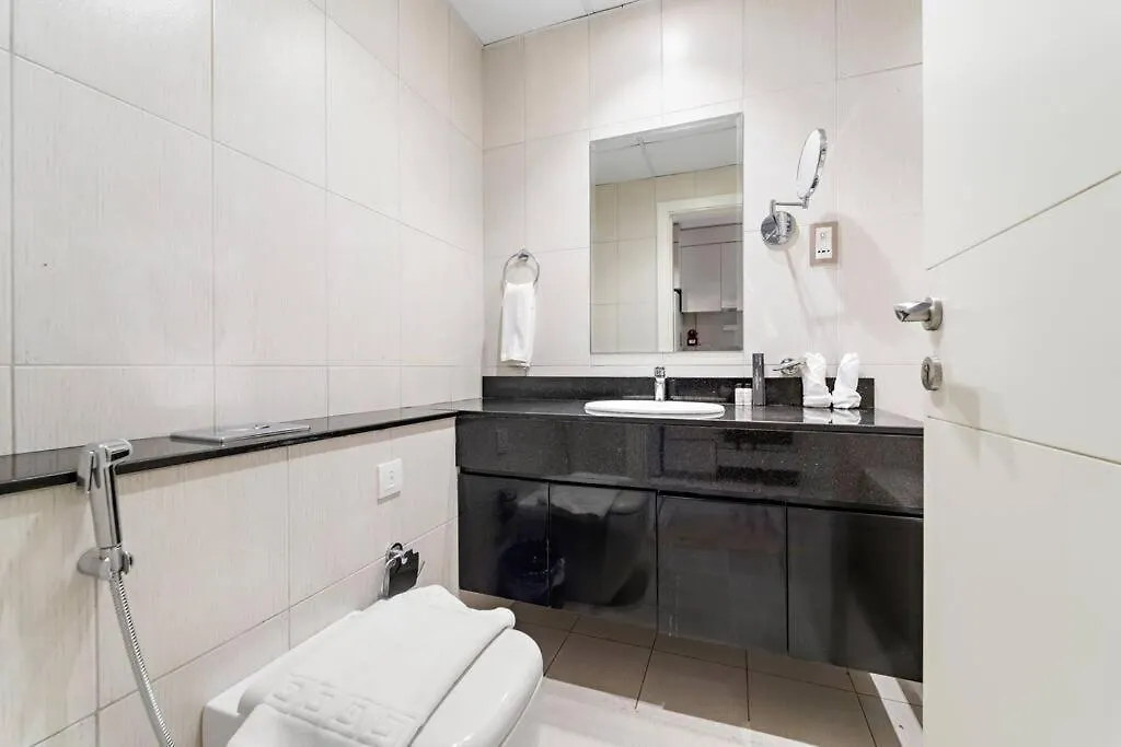 First Class Studio Luxury Getaway Dubai Apartment