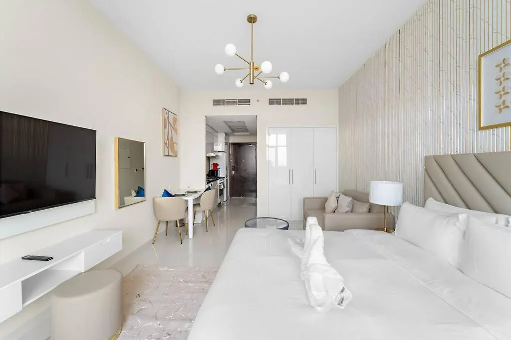 Apartment First Class Studio Luxury Getaway Dubai